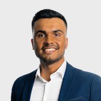 Portrait of Omar Iqbal Regional Manager Mitt, Eccera